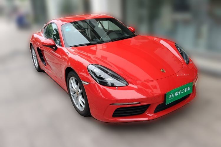 Used Porsche 718 2020 Cayman 2.0T Front Right 45 Deg