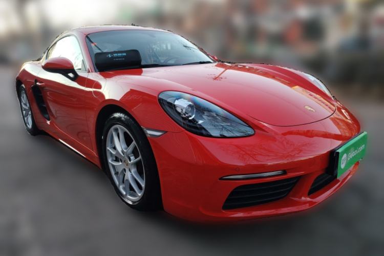 Used Porsche 718 2020 Cayman 2.0T Front Right 45 Deg