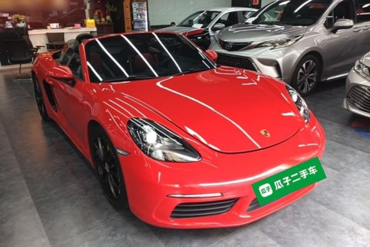 Used Porsche 718 2020 Boxster 2.0T Front Right 45 Deg