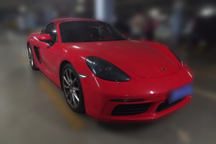 Used Porsche 718 2020 Boxster 2.0T Front Right 45 Deg