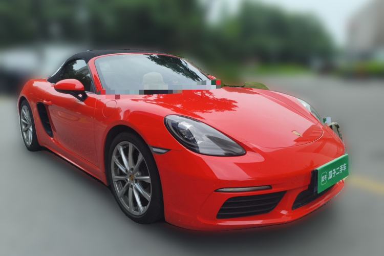 Used Porsche 718 2020 Boxster 2.0T Front Right 45 Deg