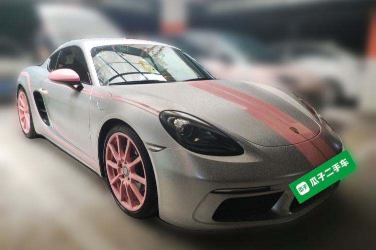 Used Porsche 718 2020 Cayman 2.0T Front Right 45 Deg