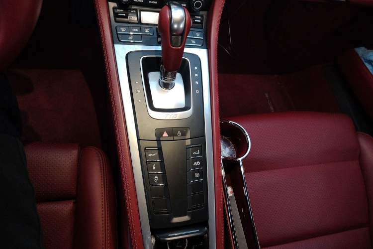 Used Porsche 718 2020 Cayman 2.0T Gear Lever