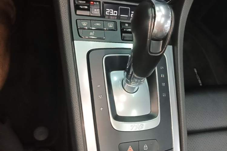 Used Porsche 718 2020 Boxster 2.0T Gear Lever