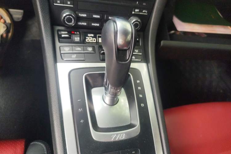 Used Porsche 718 2020 Cayman 2.0T Gear Lever