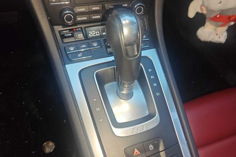 Used Porsche 718 2020 Boxster 2.0T Gear Lever