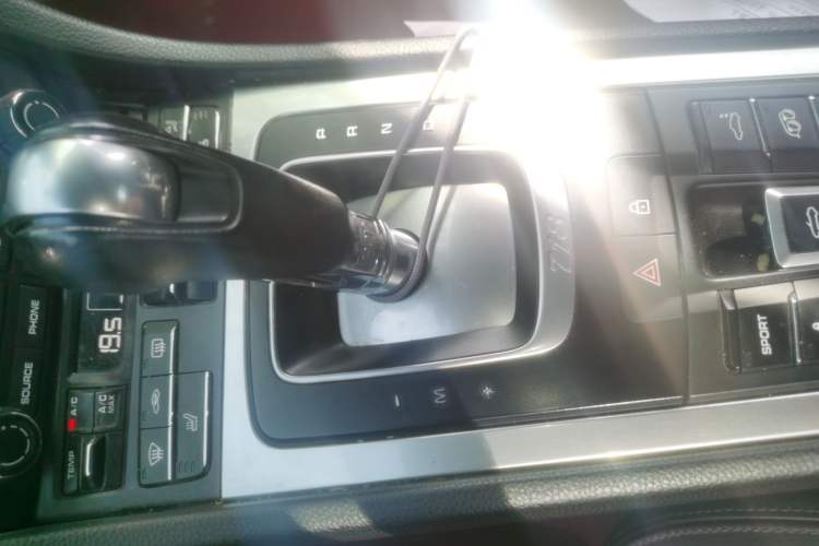 Used Porsche 718 2020 Boxster 2.0T Gear Lever
