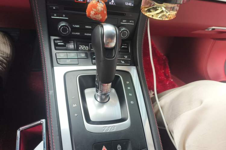 Used Porsche 718 2020 Boxster 2.0T Gear Lever