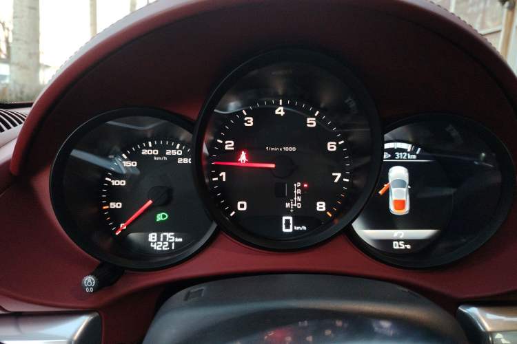 Used Porsche 718 2020 Cayman 2.0T Instrument Cluster
