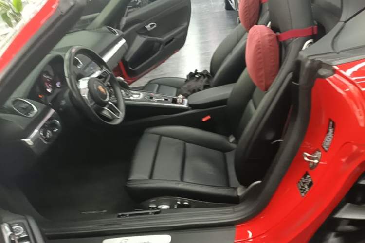 Used Porsche 718 2020 Boxster 2.0T Left Front Seat
