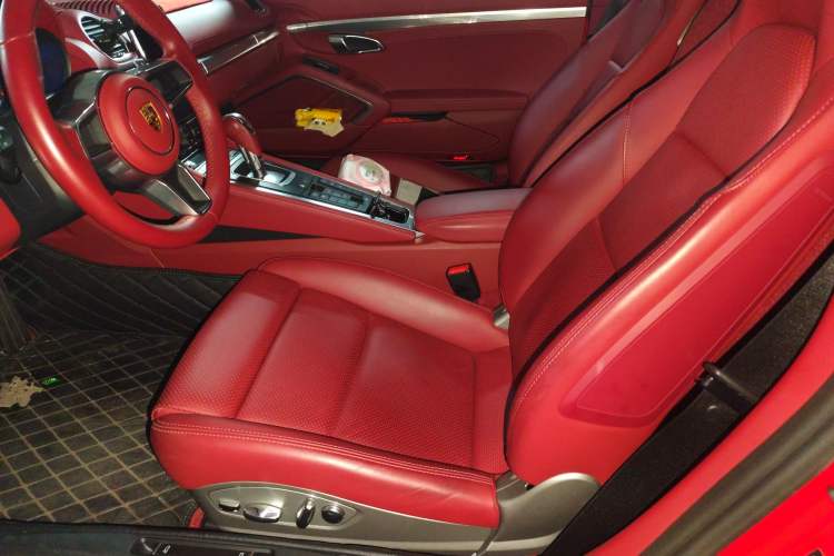 Used Porsche 718 2020 Boxster 2.0T Left Front Seat