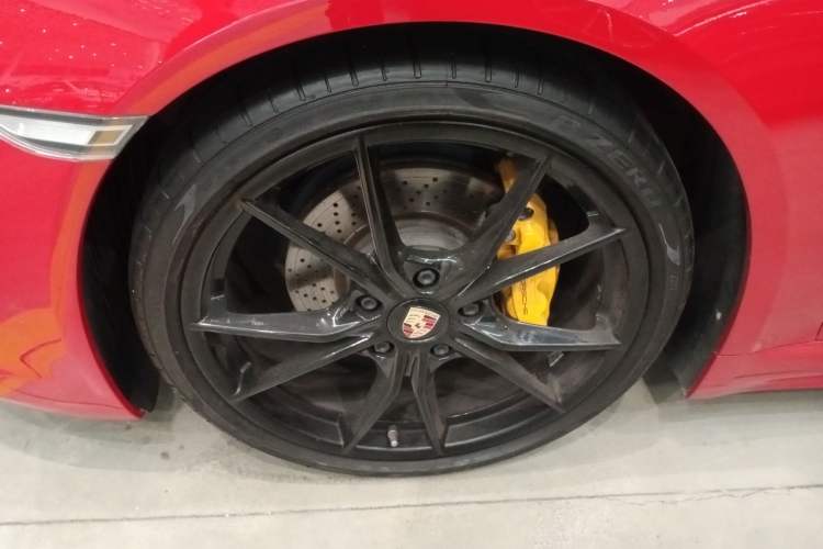 Used Porsche 718 2020 Boxster 2.0T Left Front Wheel Hub