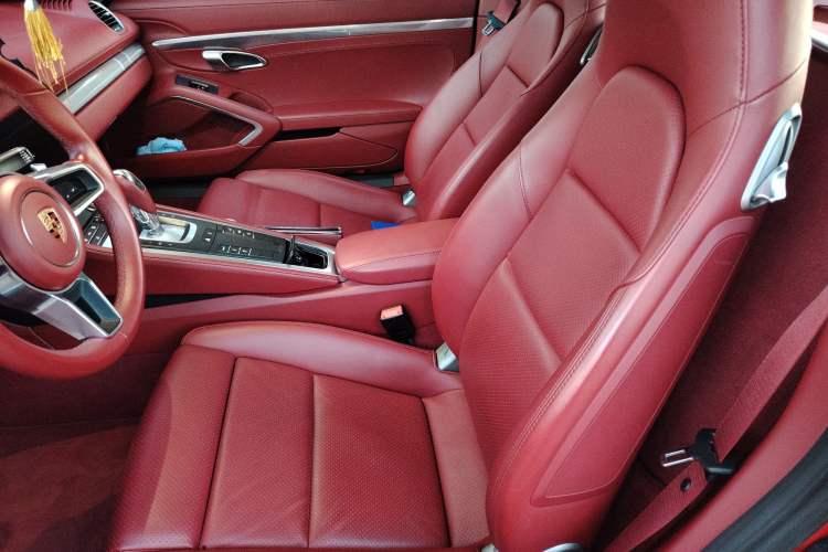 Used Porsche 718 2020 Cayman 2.0T Left Rear Seat