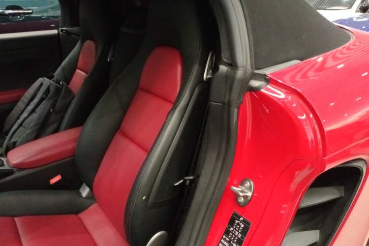 Used Porsche 718 2020 Boxster 2.0T Left Rear Seat