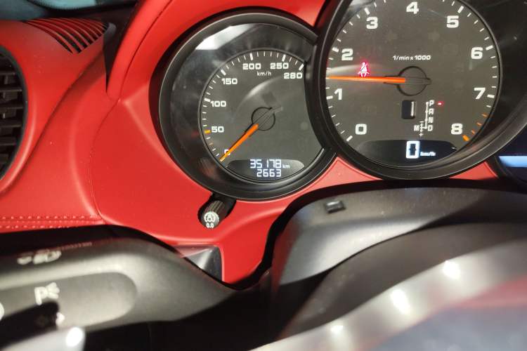 Used Porsche 718 2020 Boxster 2.0T Odometer Close Up