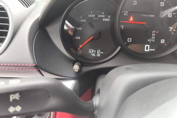 Used Porsche 718 2020 Boxster 2.0T Odometer Close Up