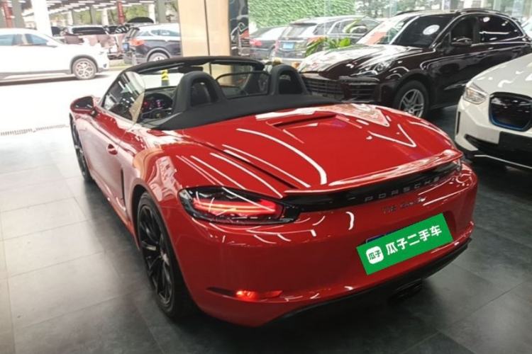 Used Porsche 718 2020 Boxster 2.0T Rear Left 45 Deg