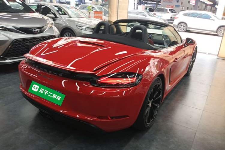 Used Porsche 718 2020 Boxster 2.0T Rear Right 45 Deg