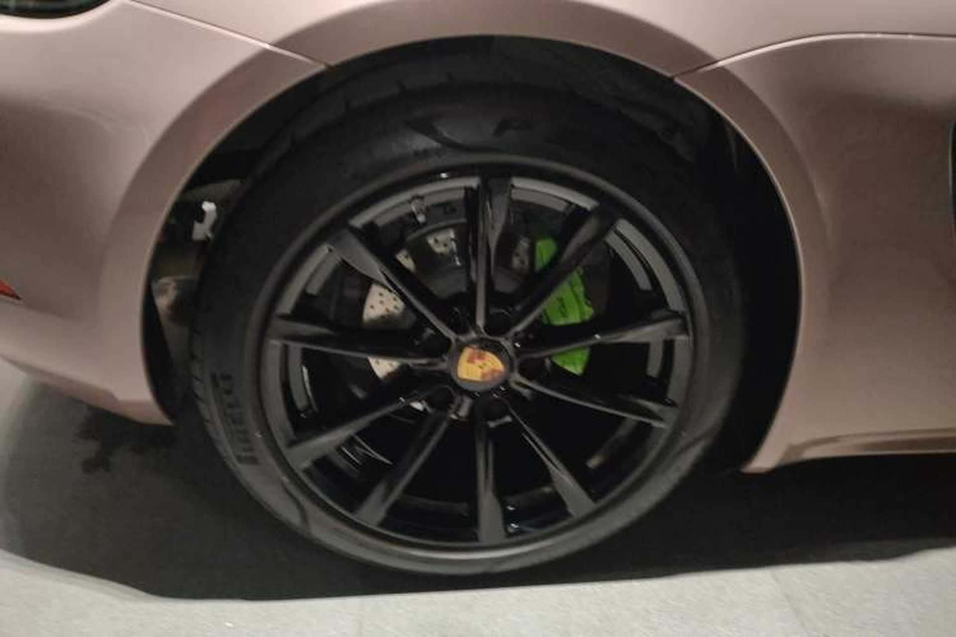 Used Porsche 718 2020 Boxster 2.0T Right Rear Wheel Hub