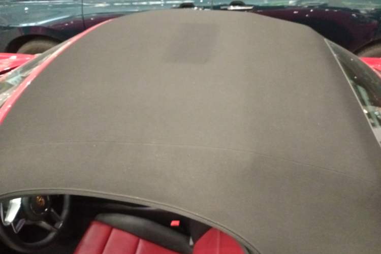 Used Porsche 718 2020 Boxster 2.0T Roof