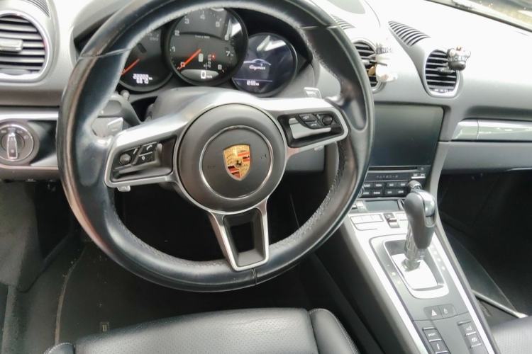 Used Porsche 718 2020 Cayman 2.0T Steering Wheel