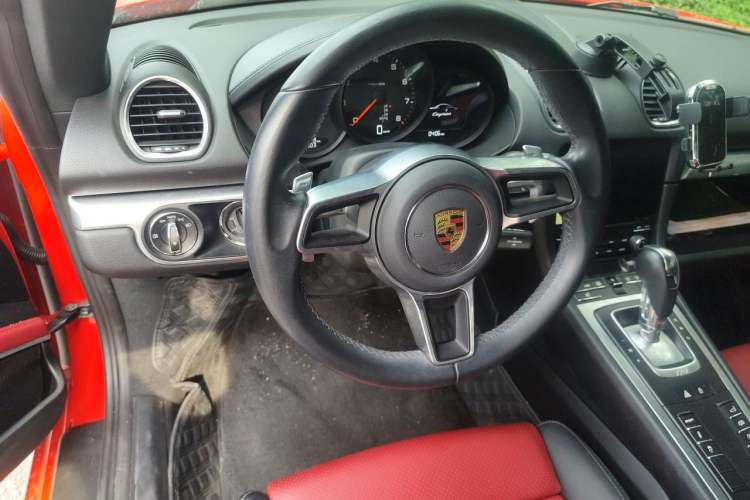 Used Porsche 718 2020 Cayman 2.0T Steering Wheel