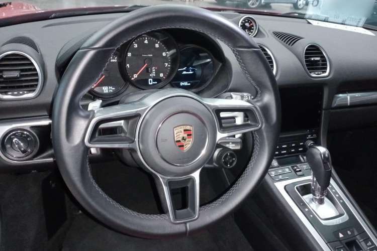 Used Porsche 718 2020 Boxster 2.0T Steering Wheel