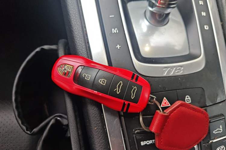 Used Porsche 718 2020 Boxster 2.0T Vehicle Key