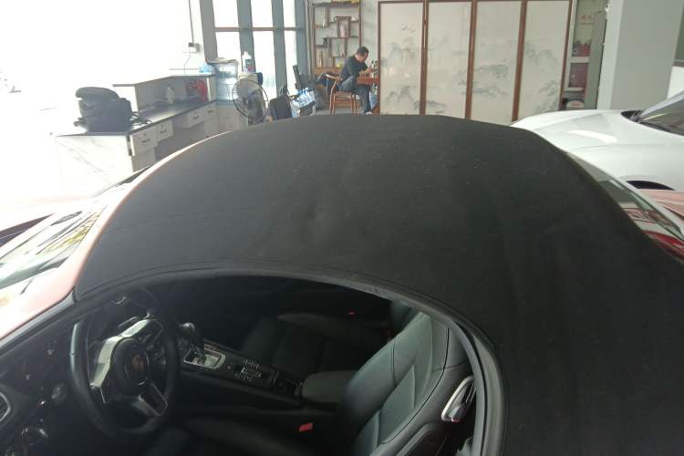 Used Porsche 718 2020 Boxster 2.0T Roof
