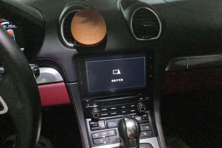 Used Porsche 718 2020 Boxster 2.0T Audio And AC Panel