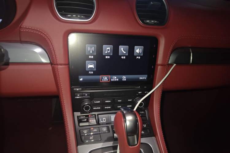 Used Porsche 718 2020 Boxster 2.0T Audio And AC Panel