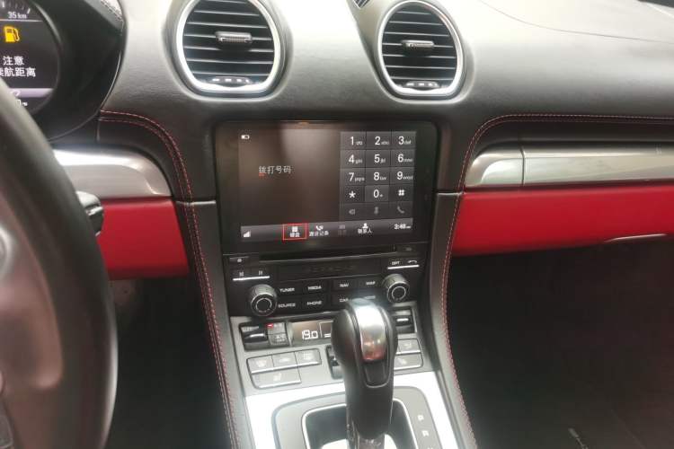 Used Porsche 718 2020 Cayman 2.0T Audio And AC Panel