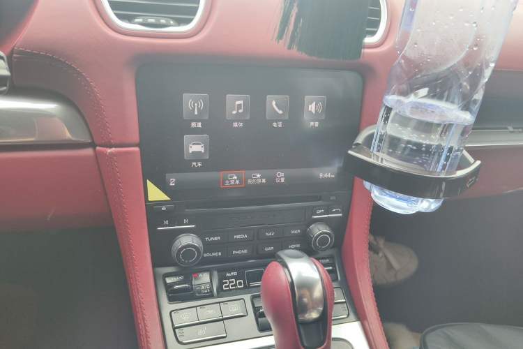 Used Porsche 718 2020 Cayman 2.0T Audio And AC Panel