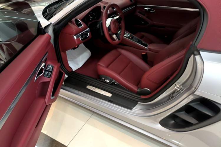 Used Porsche 718 2020 Boxster 2.0T Driver Seat