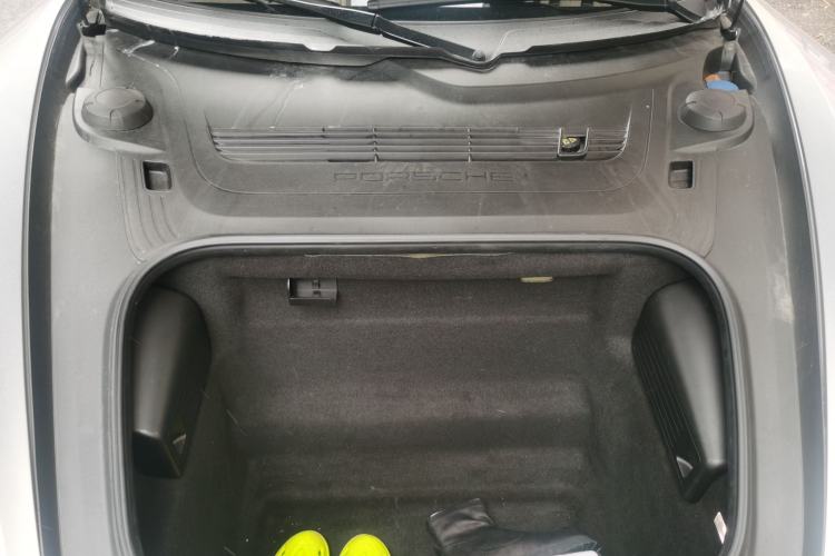 Used Porsche 718 2020 Cayman 2.0T Engine Bay