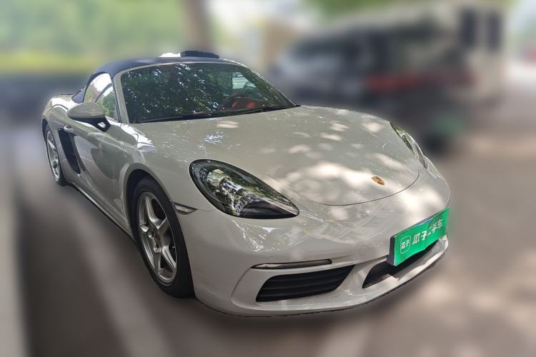 Used Porsche 718 2020 Boxster 2.0T Front Right 45 Deg