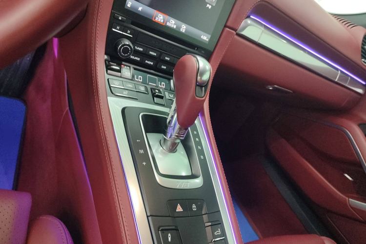 Used Porsche 718 2020 Cayman 2.0T Gear Lever