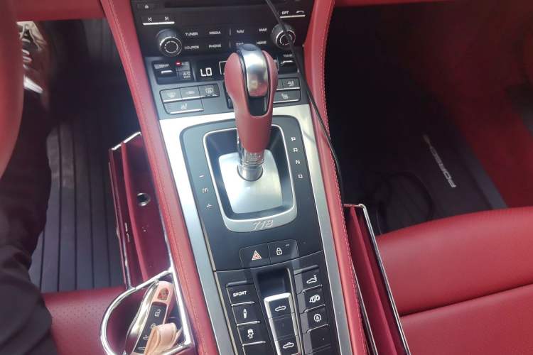 Used Porsche 718 2020 Boxster 2.0T Gear Lever