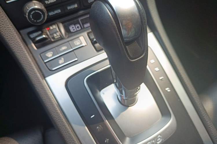 Used Porsche 718 2020 Cayman 2.0T Gear Lever