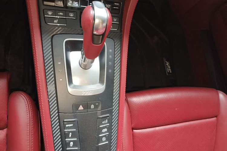Used Porsche 718 2020 Cayman 2.0T Gear Lever