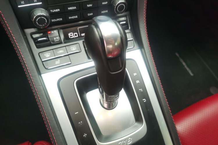 Used Porsche 718 2020 Cayman 2.0T Gear Lever