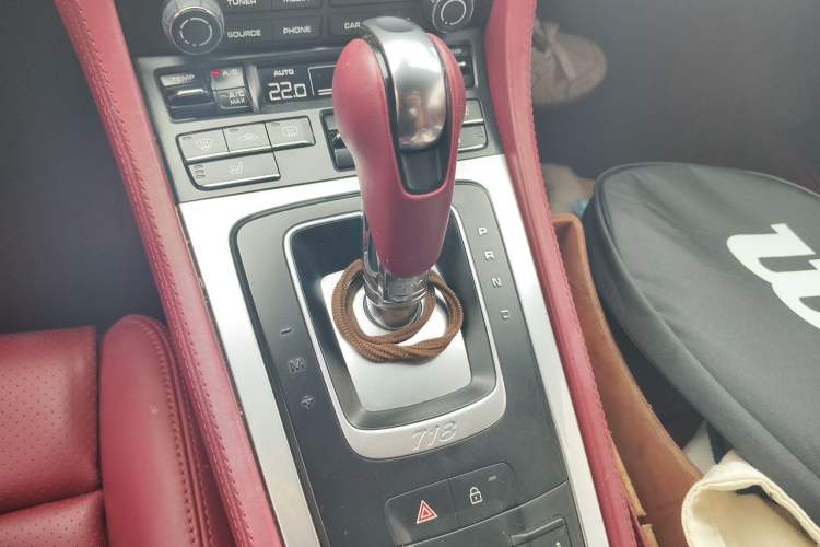 Used Porsche 718 2020 Cayman 2.0T Gear Lever