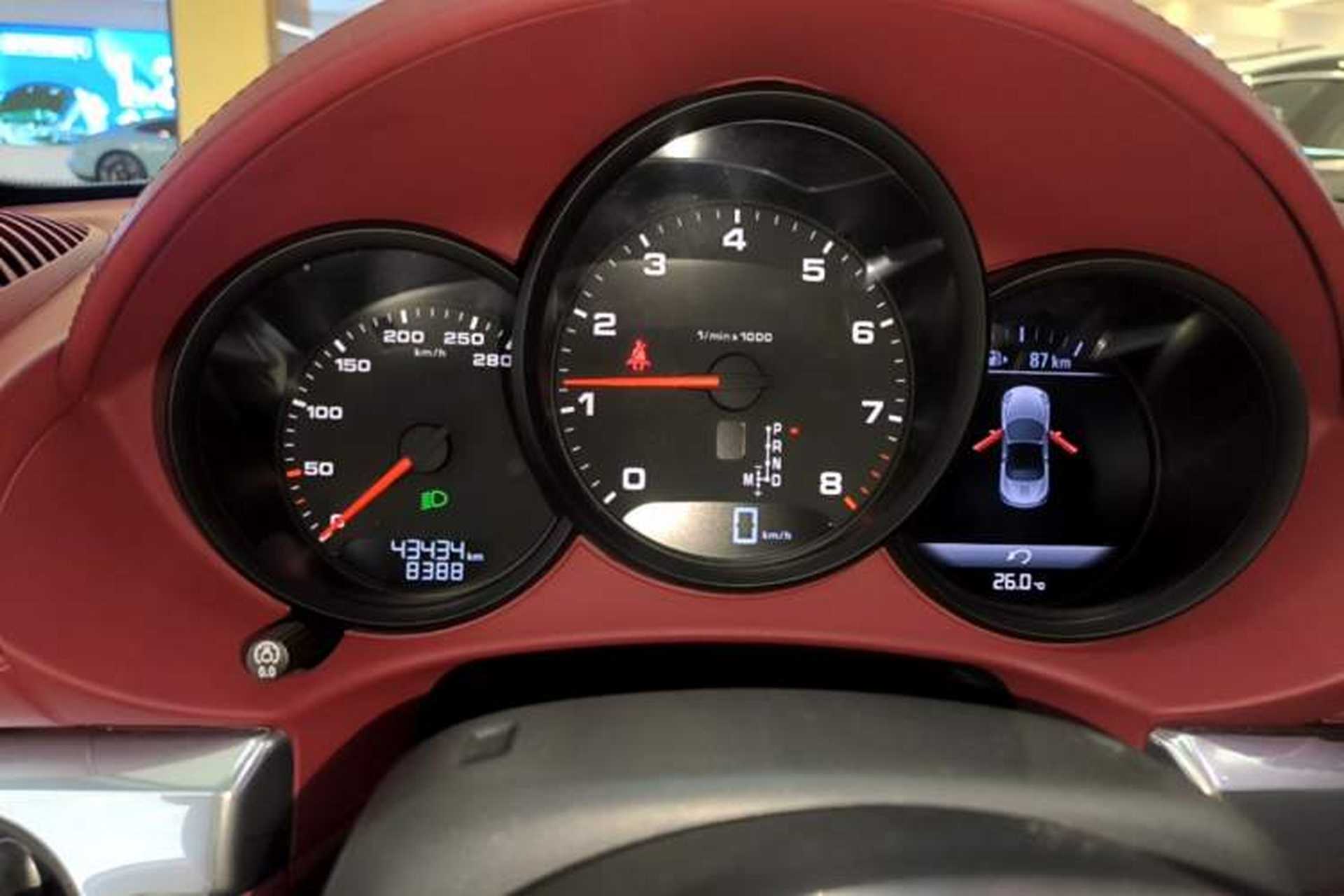 Used Porsche 718 2020 Boxster 2.0T Instrument Cluster