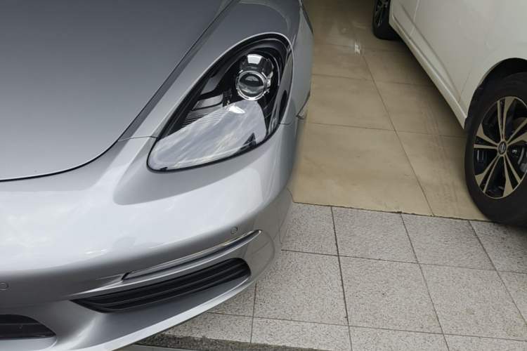 Used Porsche 718 2020 Cayman 2.0T Left Front Headlight