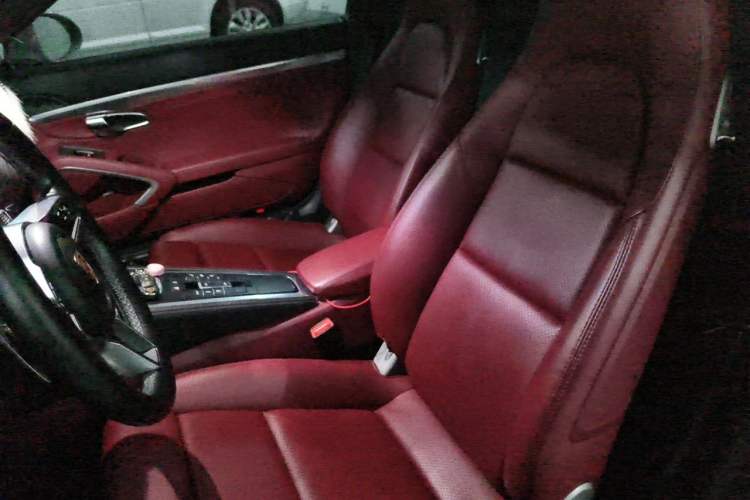 Used Porsche 718 2020 Boxster 2.0T Left Front Seat