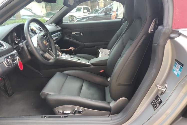 Used Porsche 718 2020 Boxster 2.0T Left Front Seat