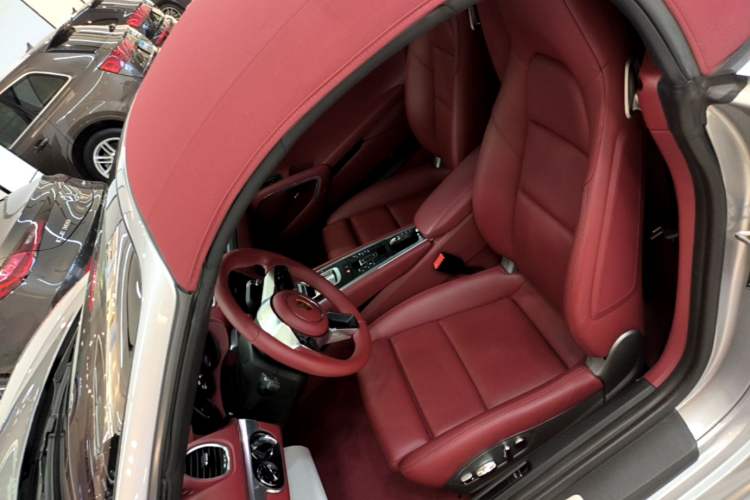 Used Porsche 718 2020 Boxster 2.0T Left Front Seat
