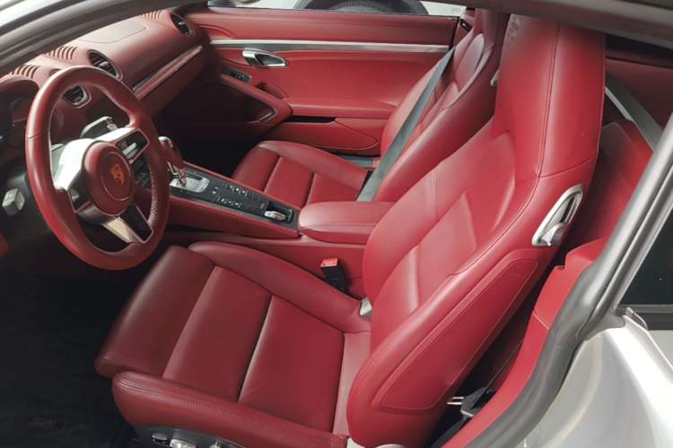 Used Porsche 718 2020 Cayman 2.0T Left Front Seat