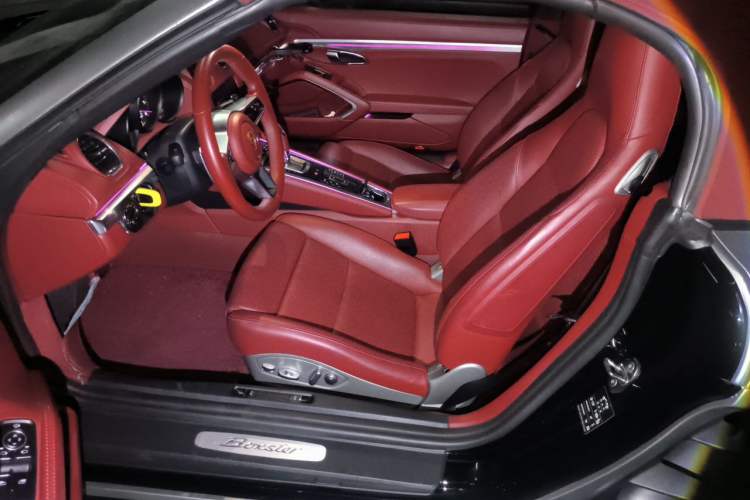 Used Porsche 718 2020 Boxster 2.0T Left Front Seat