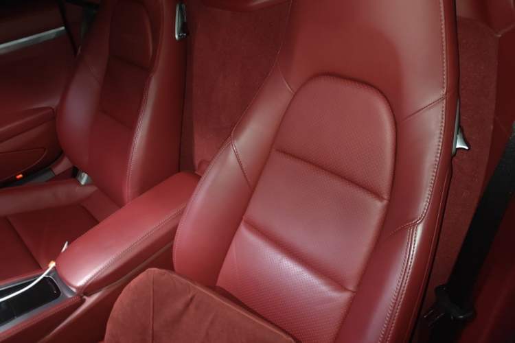 Used Porsche 718 2020 Boxster 2.0T Left Rear Seat
